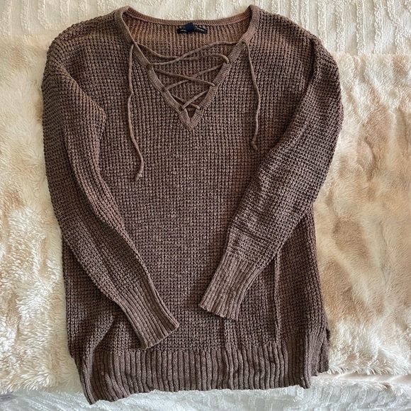 Sweater - Picture 2 of 2